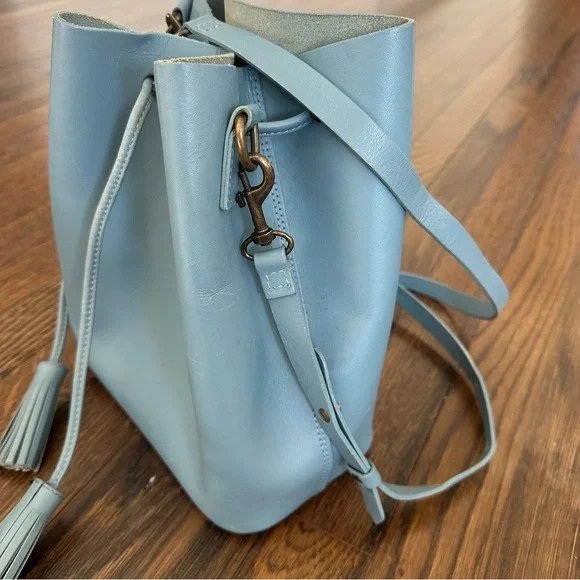 Vere Verto Light Blue Leather Bucket Bag - Picture 3 of 12